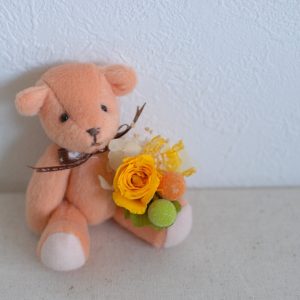 茶色いくまのぬぐるみ